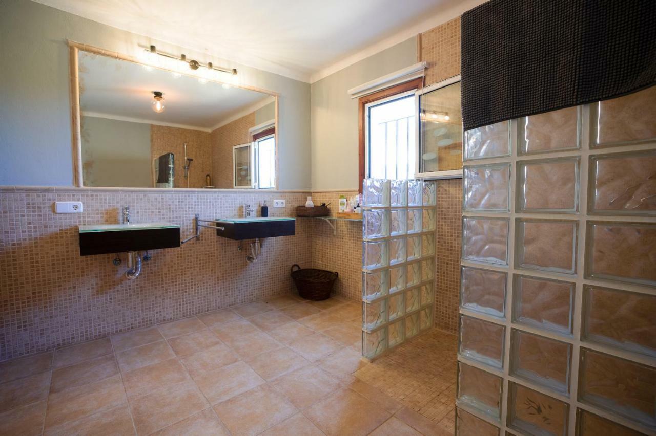 Son Roig ,Beautiful Place In The Heart Of Mallorca -Etv 9979 Maria De La Salut Exterior photo